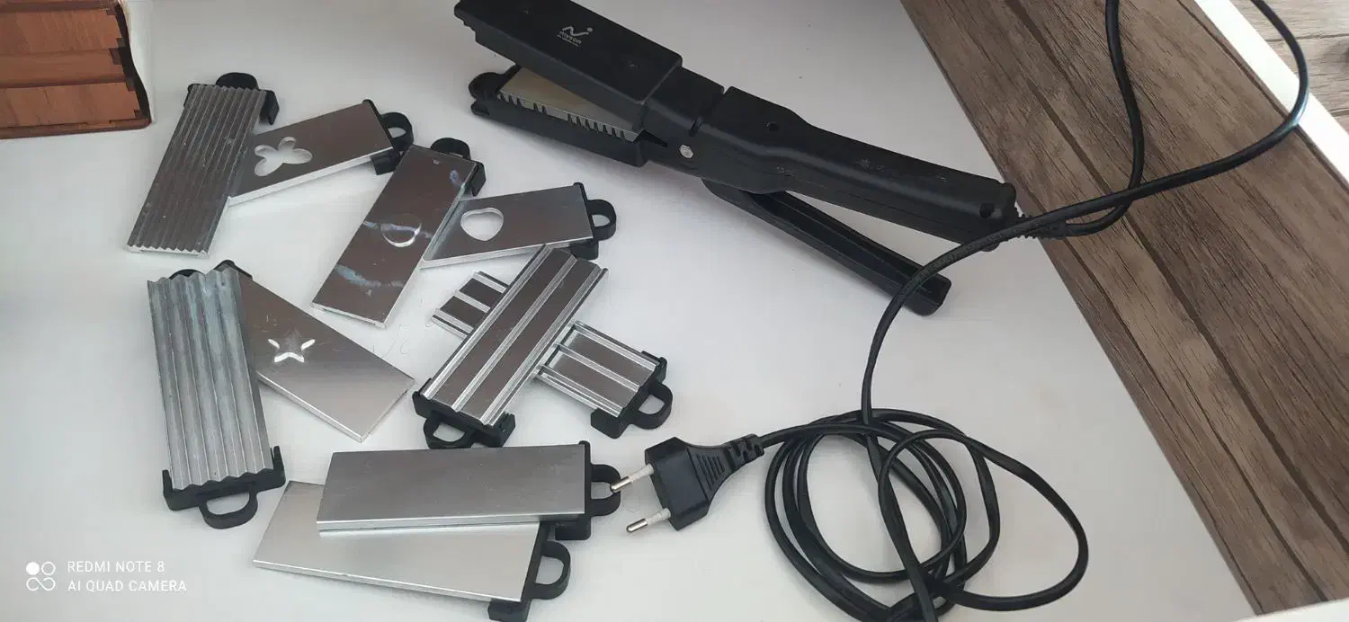 اتومو|آرایشی، بهداشتی، درمانی|صحنه, |دیوار