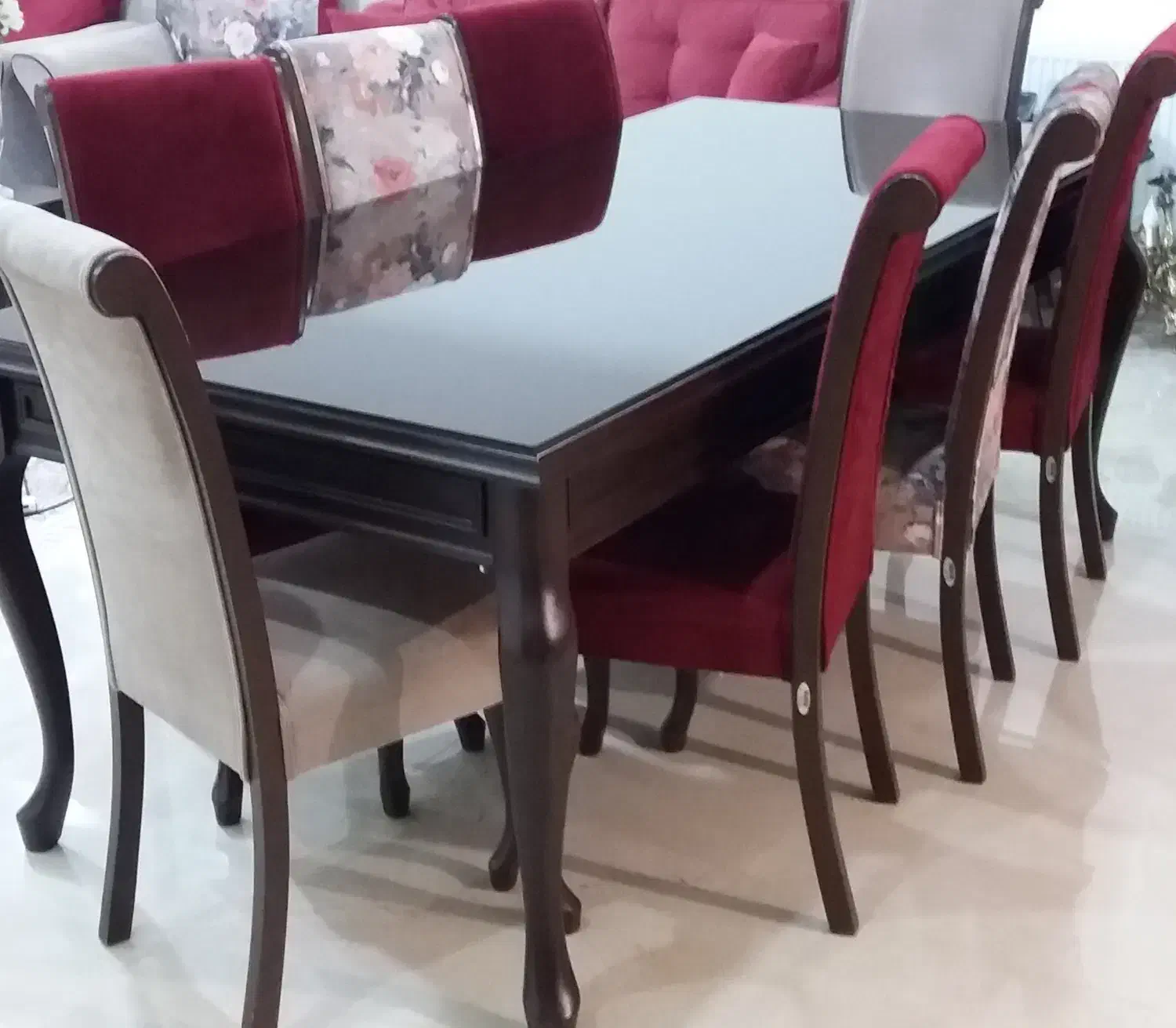 میز و صندلی غذاخوری ۸ نفره|میز و صندلی غذاخوری|ساری, |دیوار