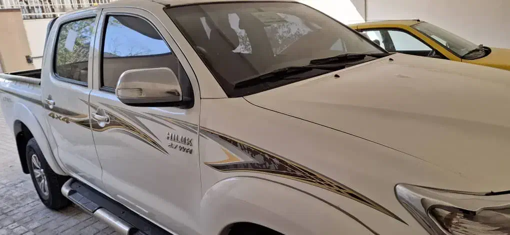 هایلوکس ۲۰۱۴ بلند|خودرو سواری و وانت|مشهد, امام رضا (ع)|دیوار