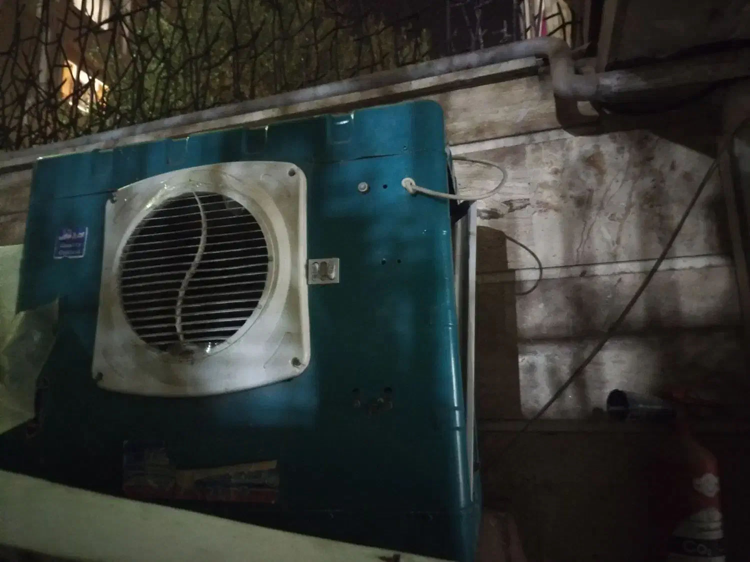کولر کوچک|کولر آبی|باقرشهر, |دیوار