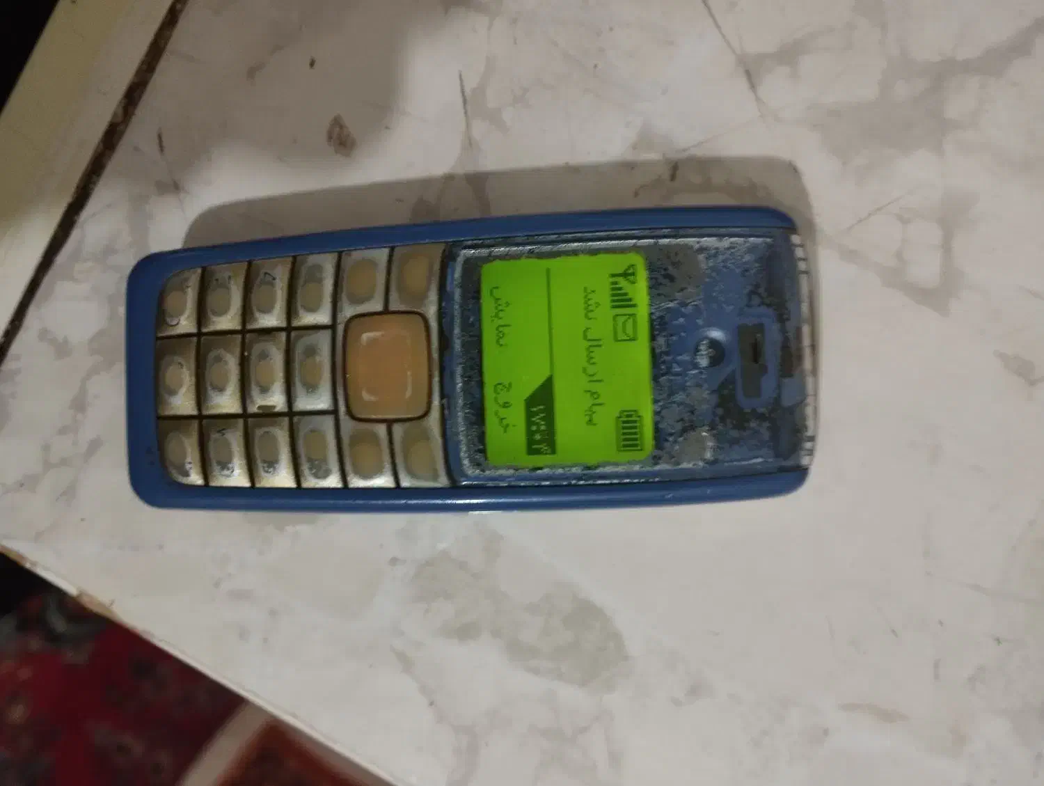 گوشی نوکیا ۱۱۱۰ و صا ایران و تاشو و تعدادی لوازم|موبایل|شیراز, دارالرحمه|دیوار