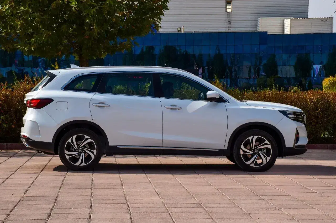 تیارا مکث موتور 1402|خودرو سواری و وانت|ارومیه, |دیوار