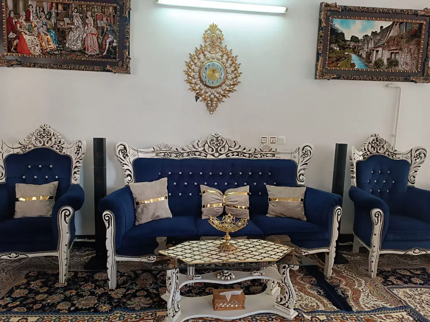 مبل سلطنتی نه نفره|مبلمان خانگی و میز عسلی|بروجرد, |دیوار