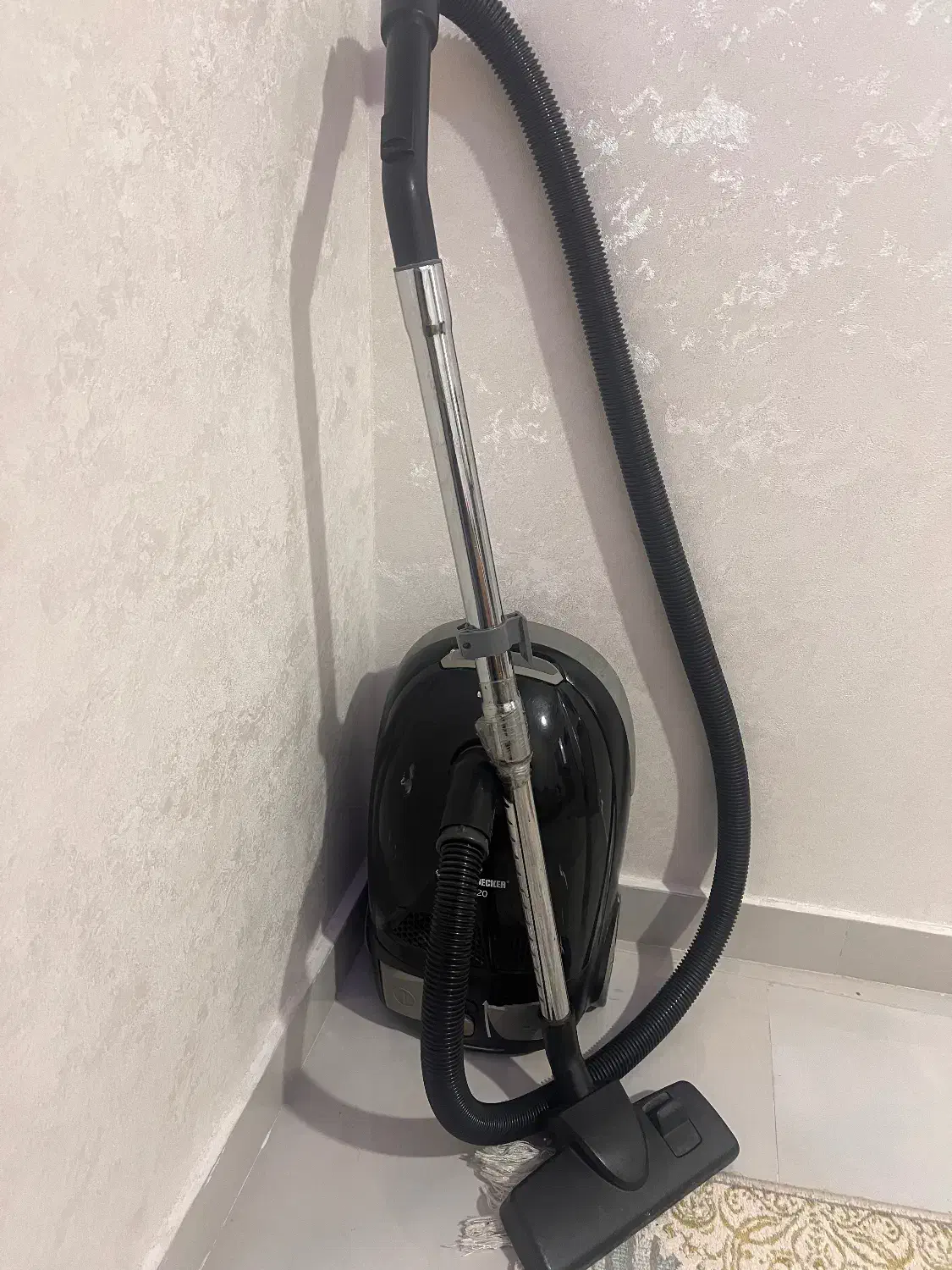 جارورقی|جاروبرقی، جارو شارژی، بخارشو|رشت, فلسطین|دیوار