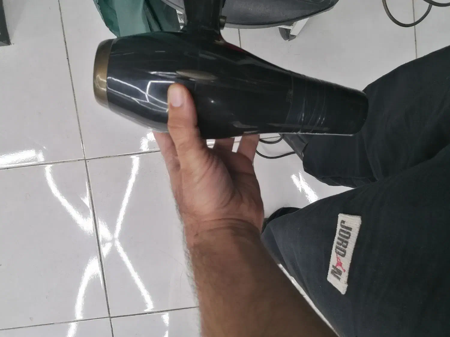 دو عدد سشوار یکی معمولی یکی حرفه ای|آرایشگاه و سالن‌های زیبایی|تاکستان, |دیوار