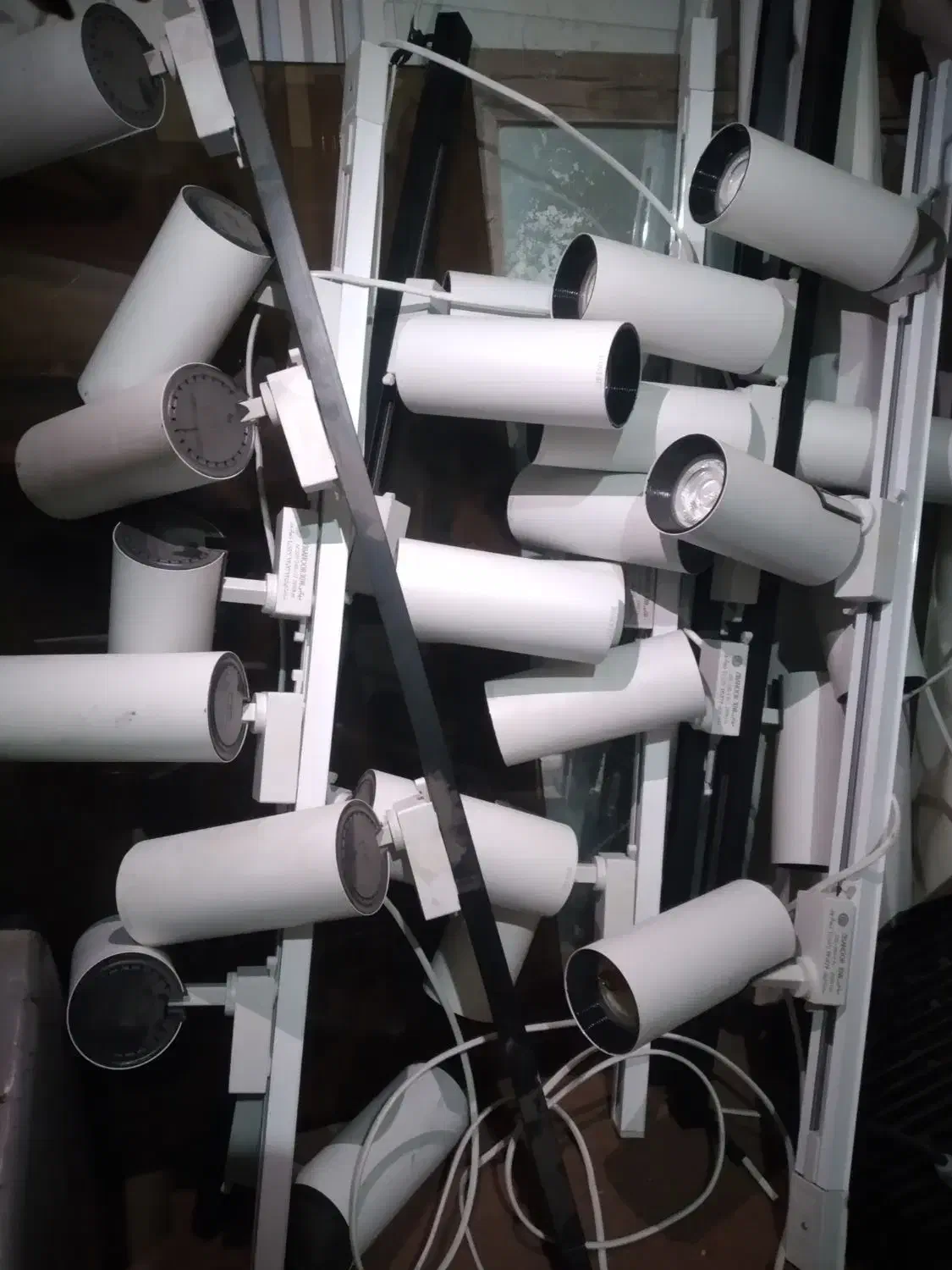 پرژکتور ۵۰ و۱۰۰ وات لامپ استوانه ای|لامپ و چراغ|تاکستان, |دیوار