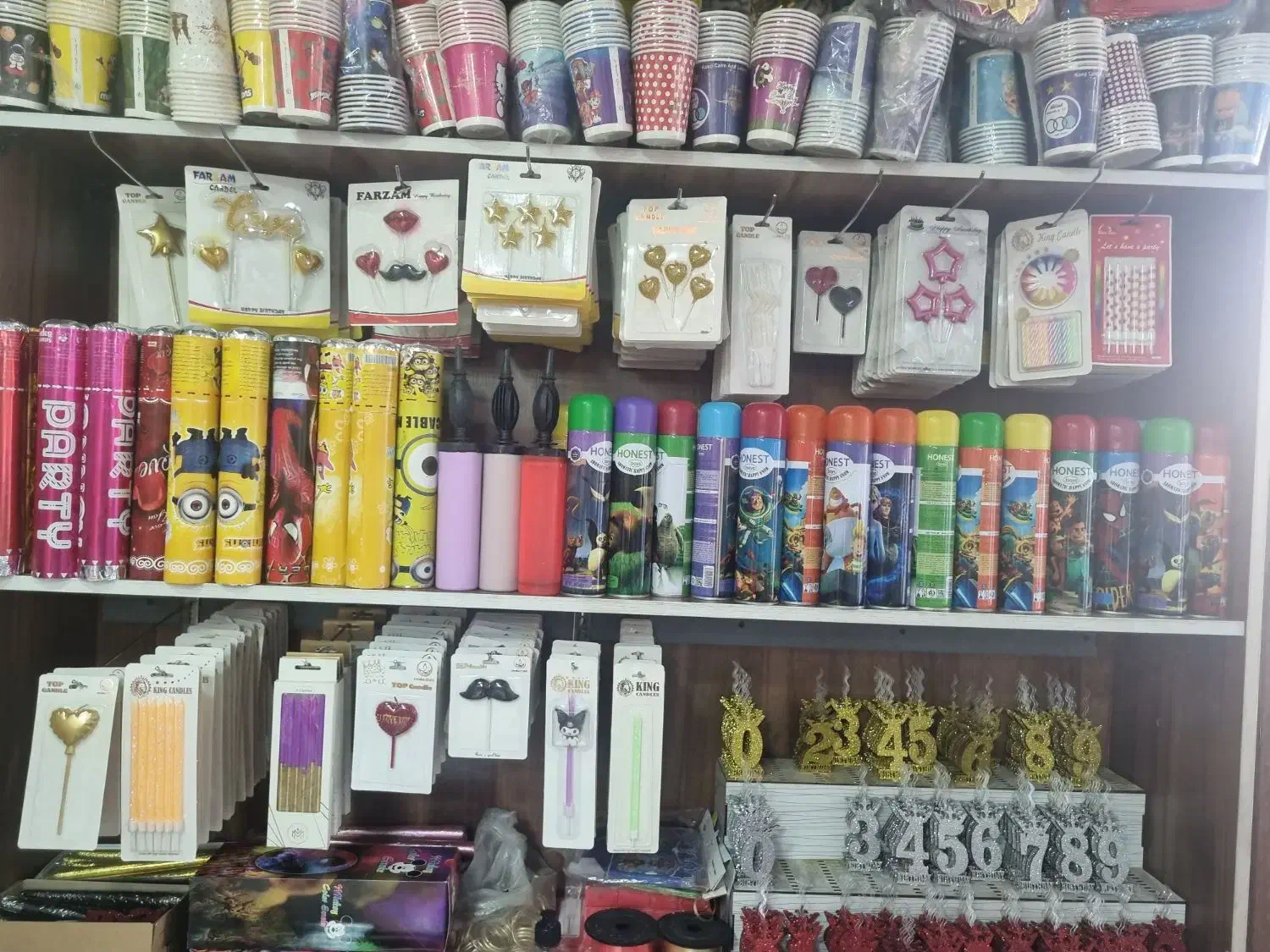 فروشنده قنادی|استخدام خدمات فروشگاه و رستوران|شیراز, سعدیه جنوبی|دیوار