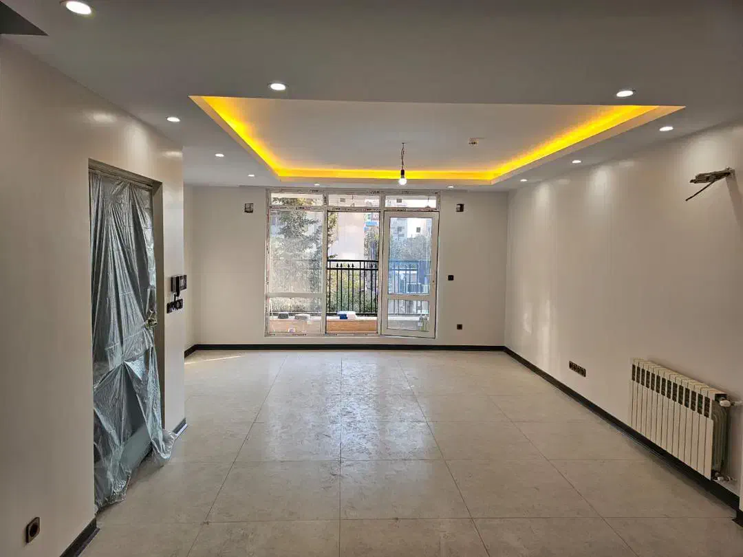 شهرک نفت/۱۲۰ متر/غرق نور/کلید نخورده/تک واحدی