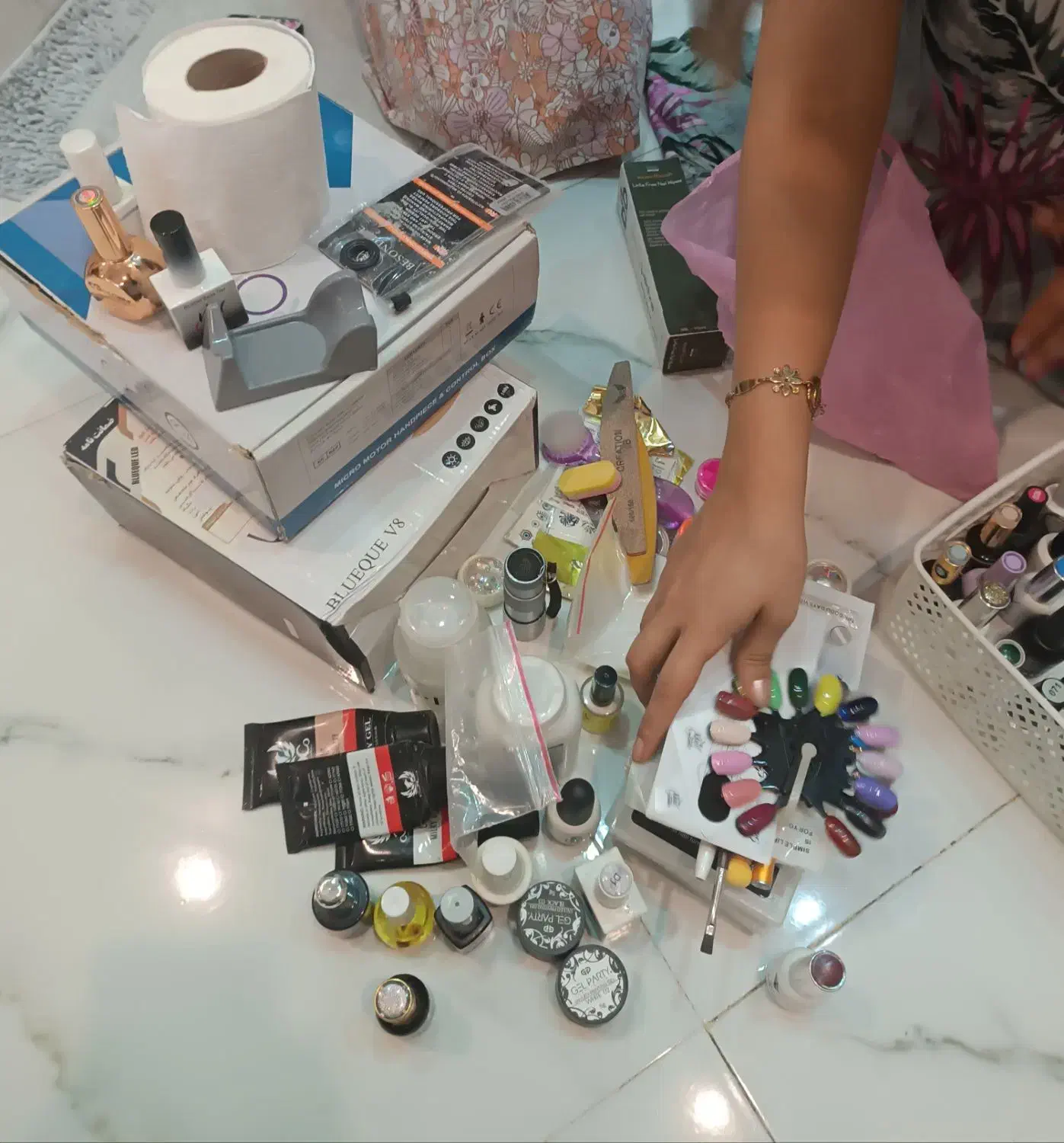 فرووش ویژه وسایل ناخن با قیمت خووب|آرایشی، بهداشتی، درمانی|اراک, |دیوار