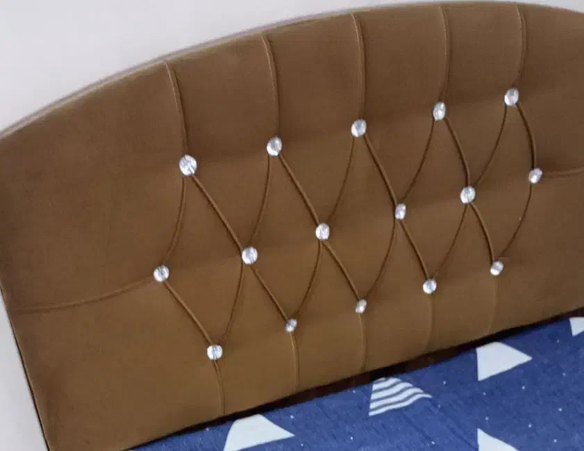 تخت  نوجوان|تخت و سرویس خواب|اندیشه, اندیشه فاز ۱|دیوار