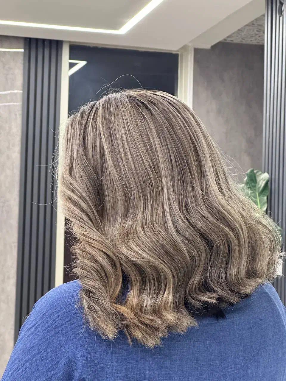 انواع رنگ مو با بهترین مواد|خدمات آرایشگری و زیبایی|کرمانشاه, |دیوار