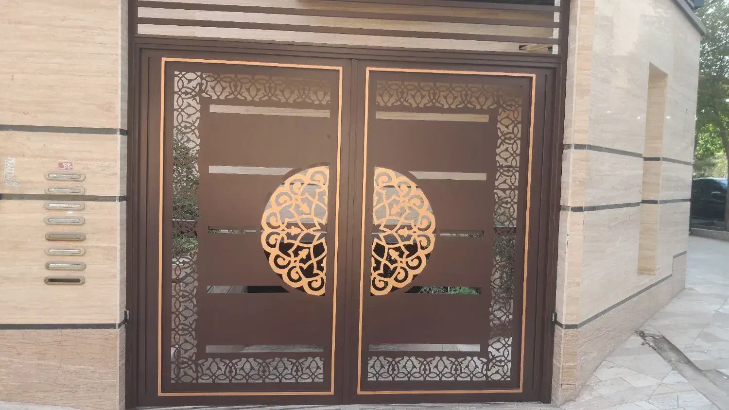 رنگکاری  ونقاشی ساختمان|خدمات پیشه و مهارت|قم, انسجام|دیوار