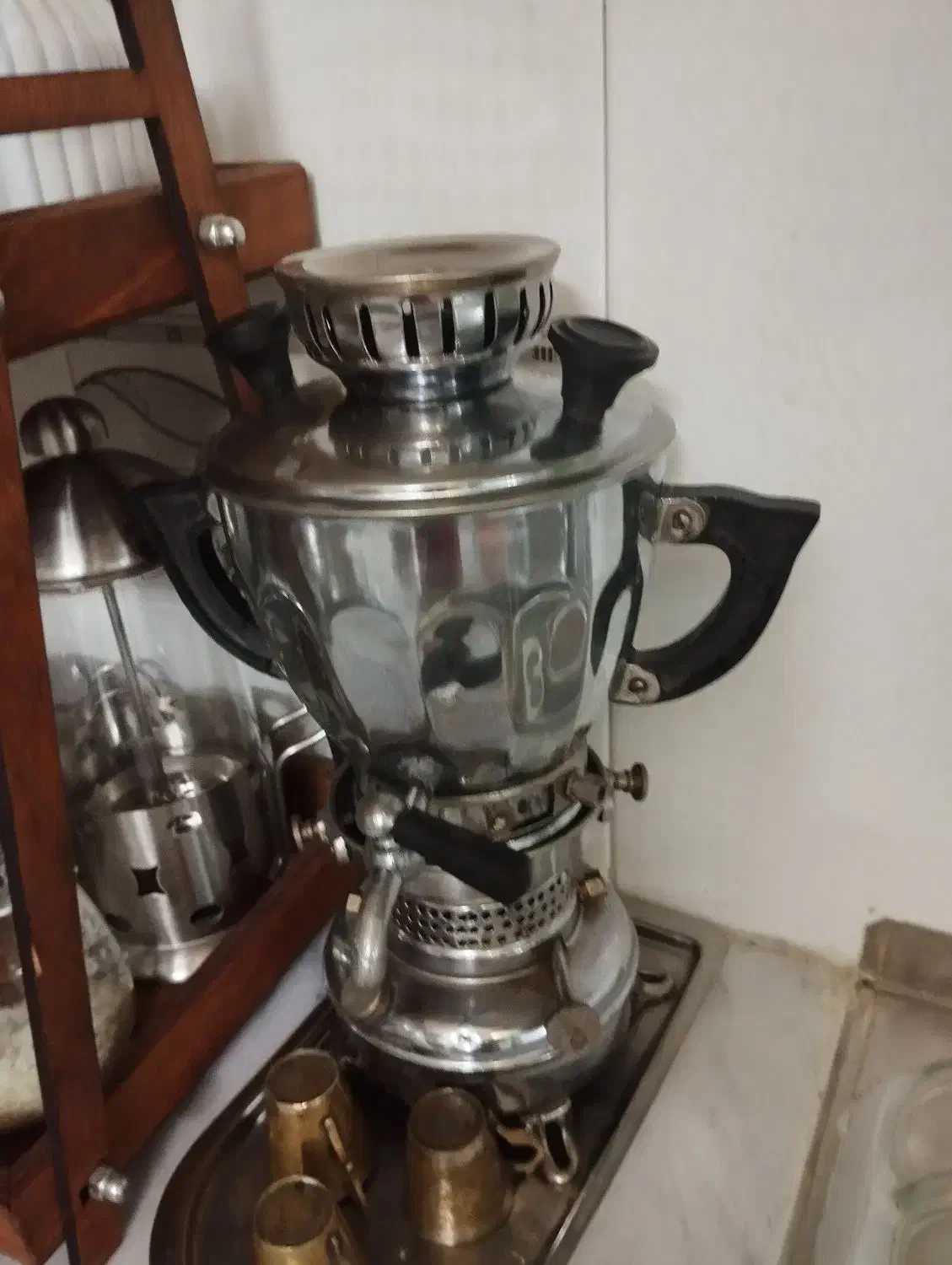 سماور کوچولو|کلکسیون اشیاء عتیقه|کاشان, ولیعصر|دیوار