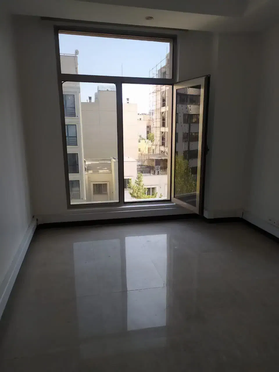 آپارتمان با سند اداری ۹۵ متر جردن لوکس