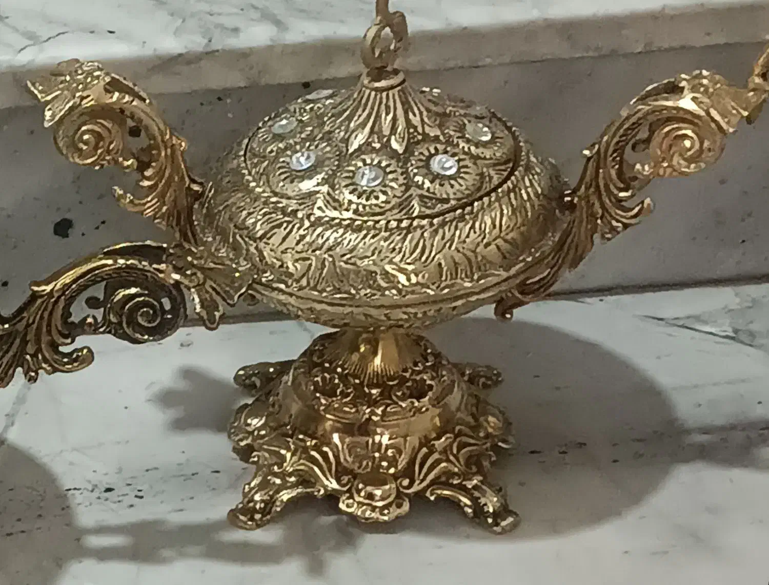 وسایل برنجی قدیمی|کلکسیون اشیاء عتیقه|فردوسیه, |دیوار