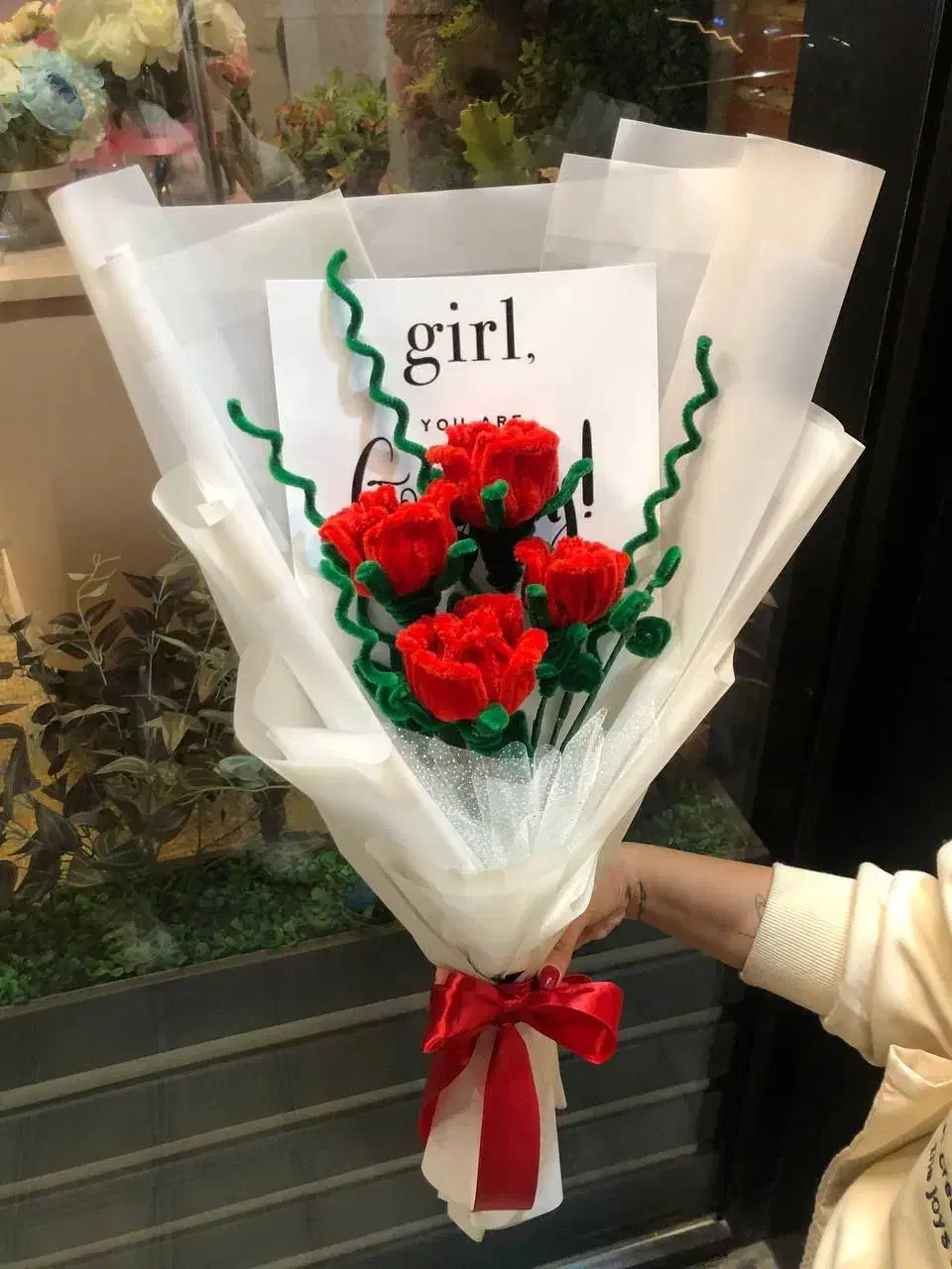 دسته گل پیپ‌پاکنی|گل مصنوعی|تهران, نیروی هوایی (پیروزی)|دیوار