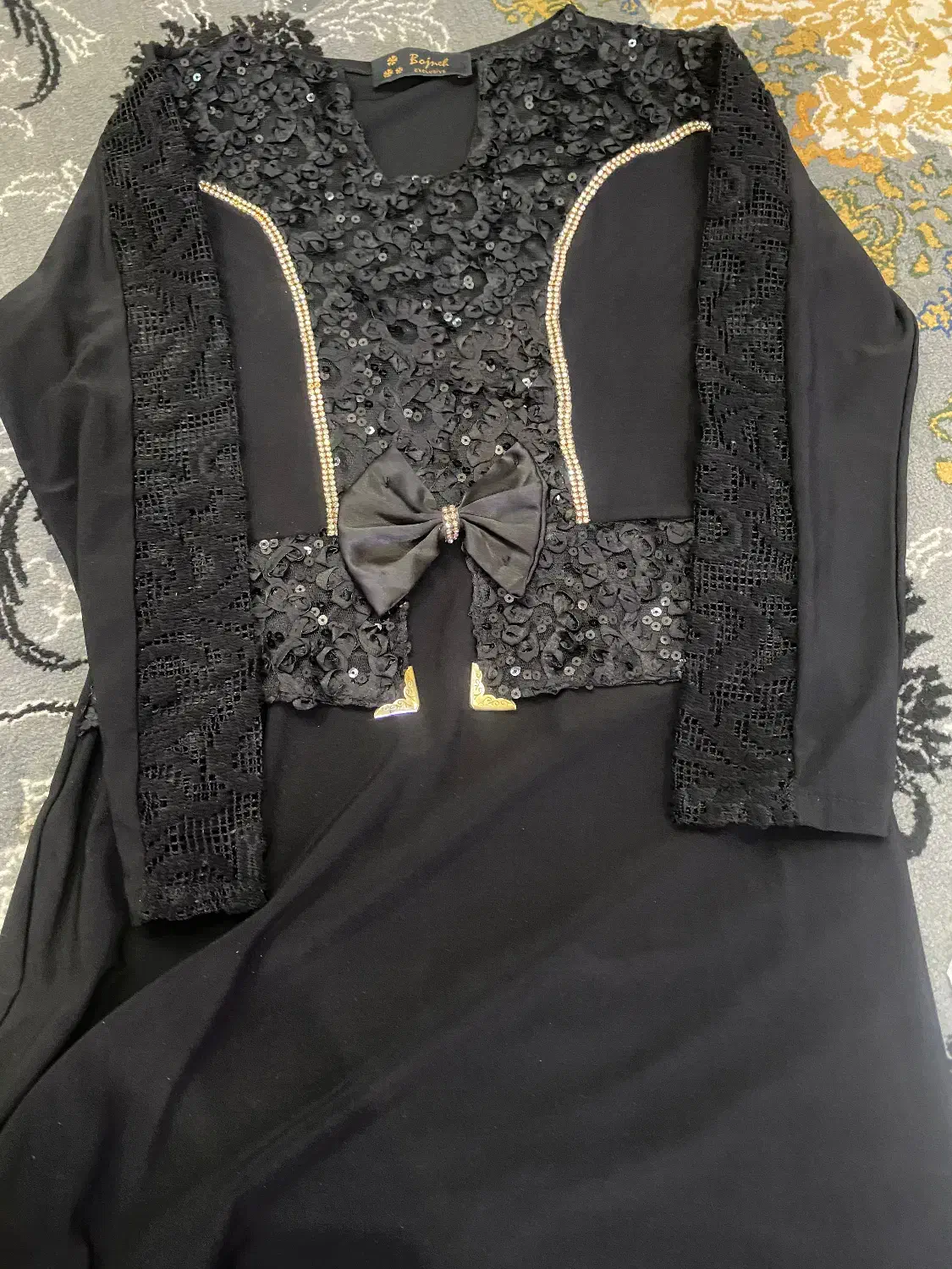 پیراهن مجلسی|لباس|بافق, |دیوار