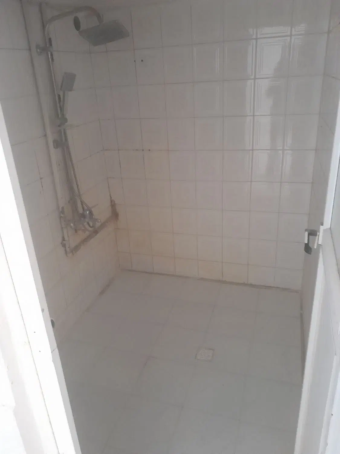 خانه ویلایی اجاره طبقه پایین راه وامکانات جدا|اجارهٔ خانه و ویلا|اصفهان, عطار نیشابوری|دیوار