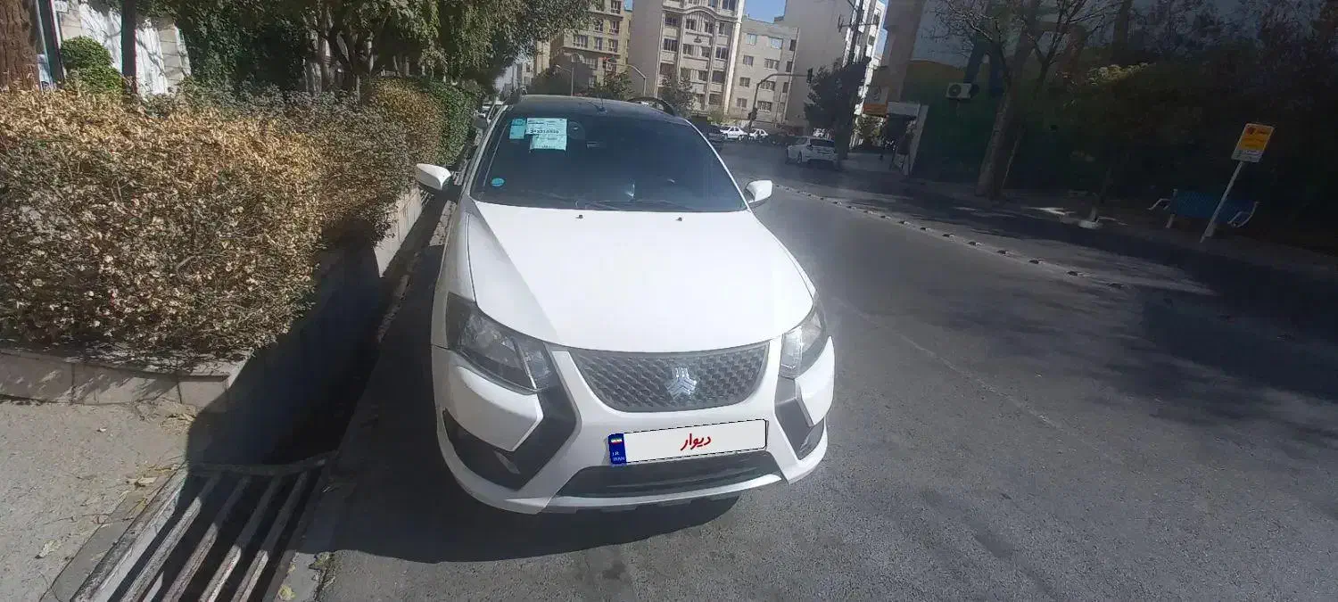 کویک Rs۴۰۲ سفید مشکی فرمان D درحد استسنائی|خودرو سواری و وانت|مشهد, فرهنگیان (شهرک غرب)|دیوار