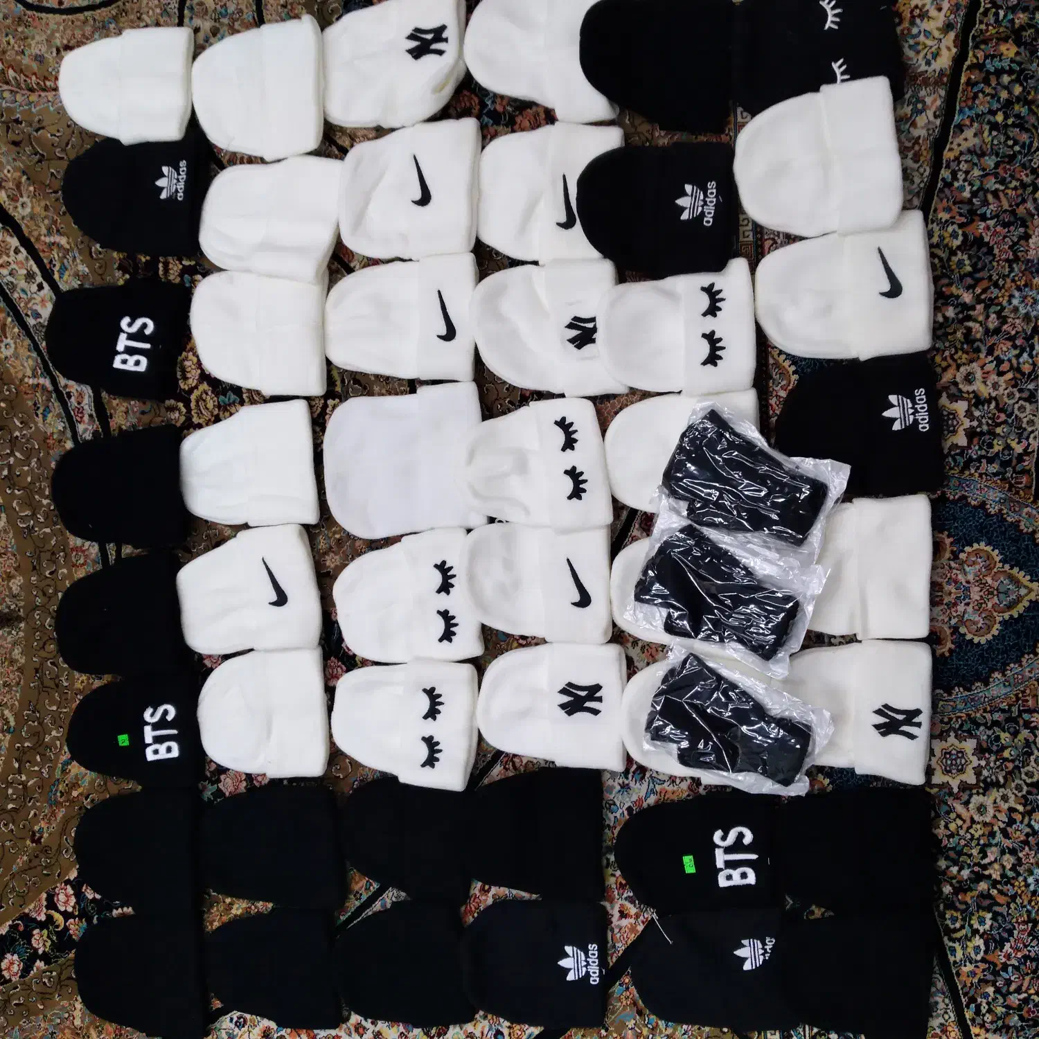 کلاه بافت|لباس|فولادشهر, B2|دیوار