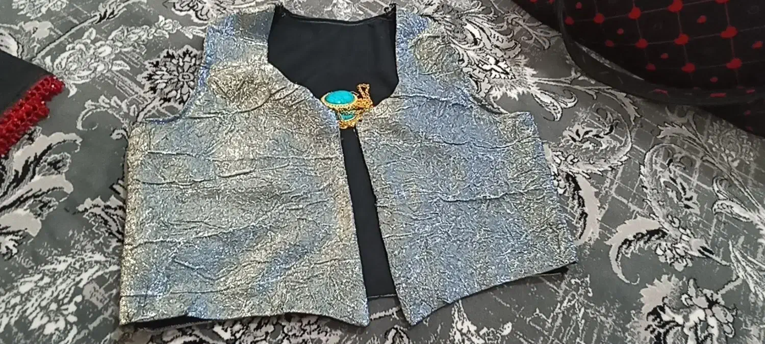 جلیقه|لباس|جوانرود, |دیوار