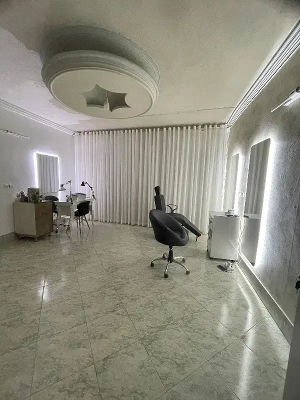 اجاره لاین سالن آرایشگاه اموزشگاه|اجارهٔ دفتر کار، اتاق اداری، مطب|مشهد, ولیعصر (شهرک غرب)|دیوار