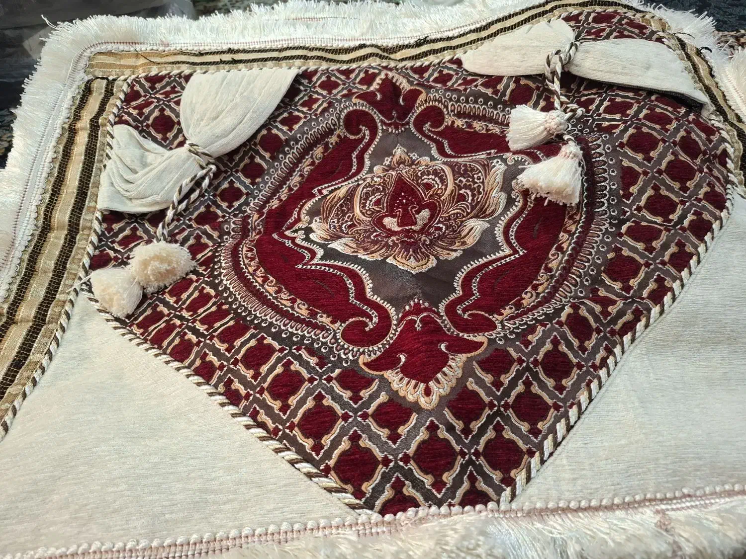 پشتی|پشتی|یاسوج, |دیوار