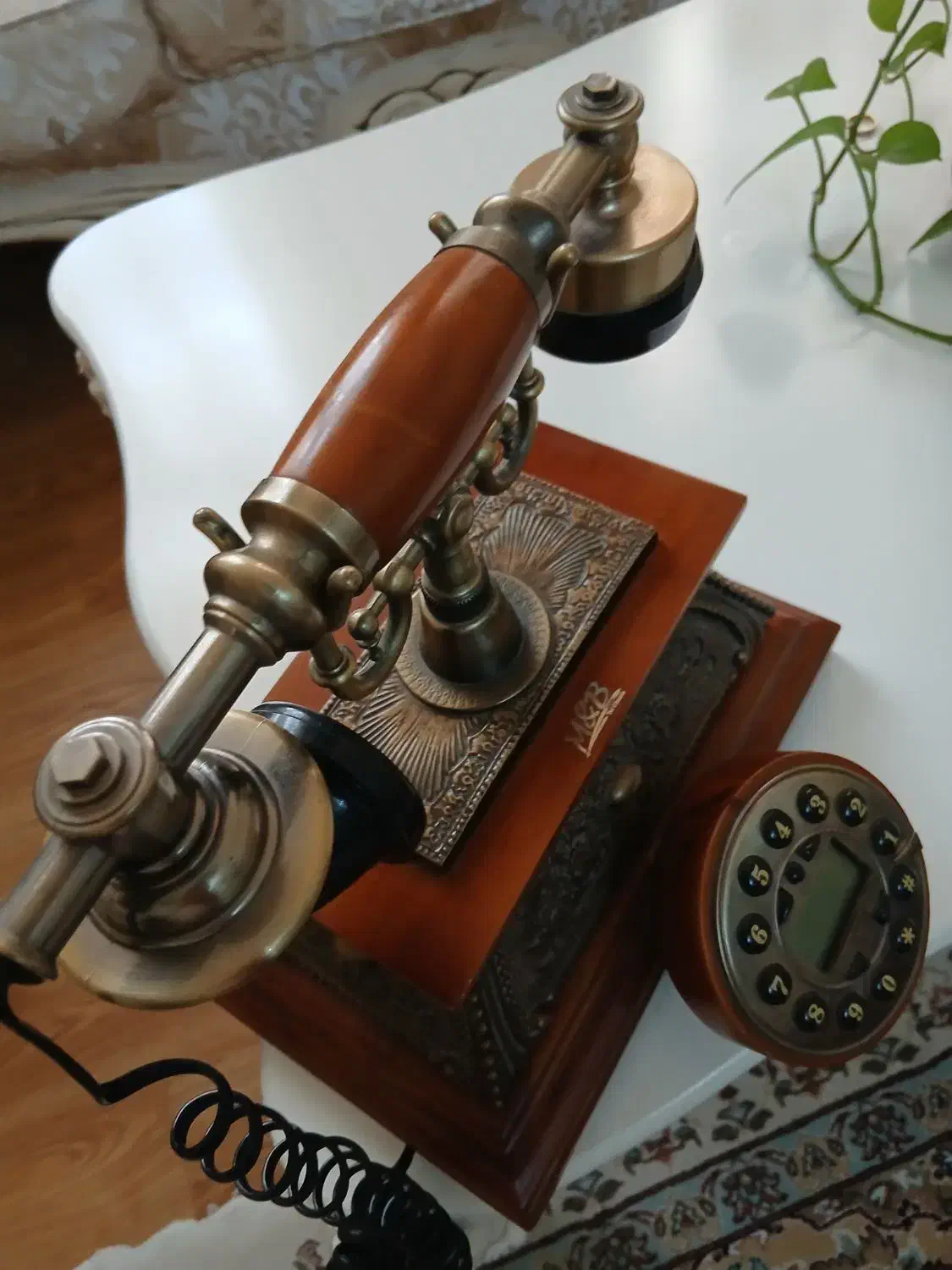 تلفن تمام چوب|تلفن رومیزی|کاشان, امیرکبیر|دیوار