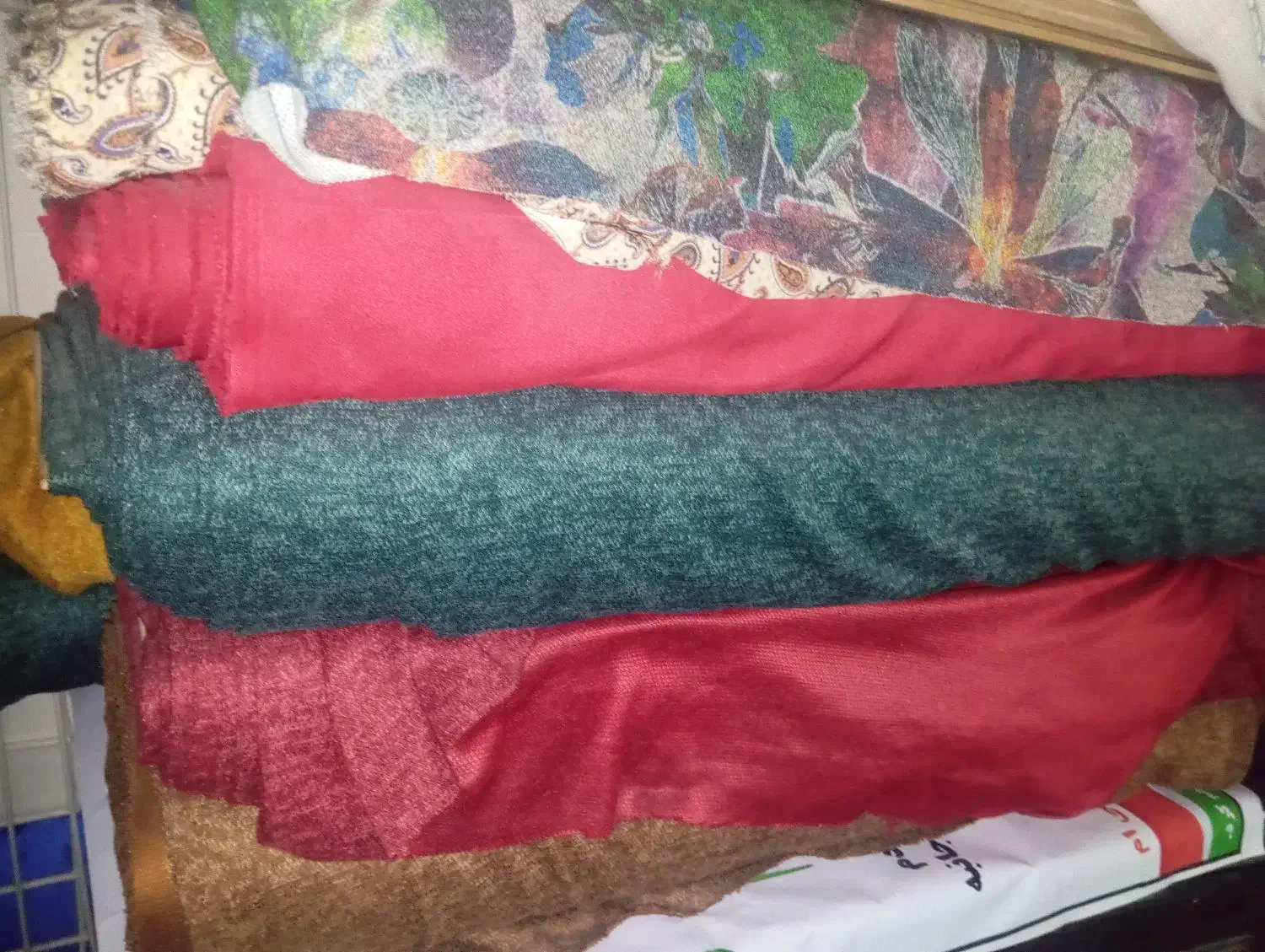 پارچه|لباس|جم, |دیوار