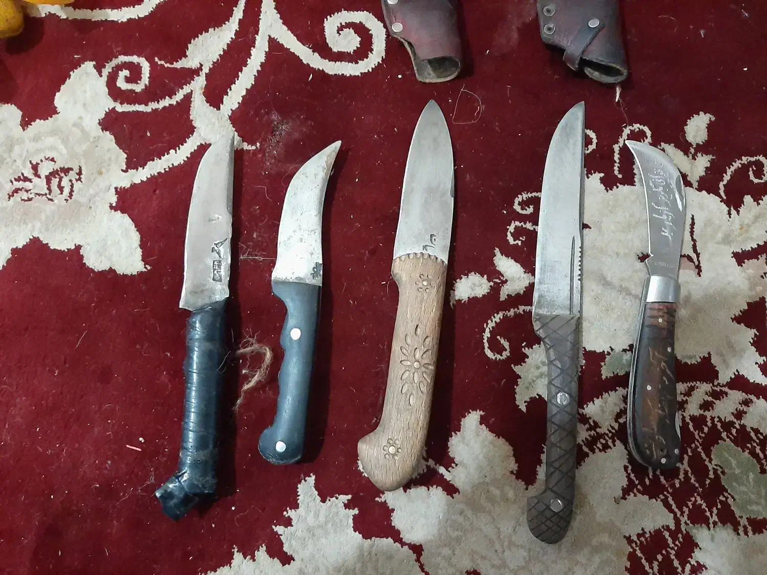 چاقو سلاخی و جیبی|کلکسیون اشیاء عتیقه|باقرشهر, |دیوار