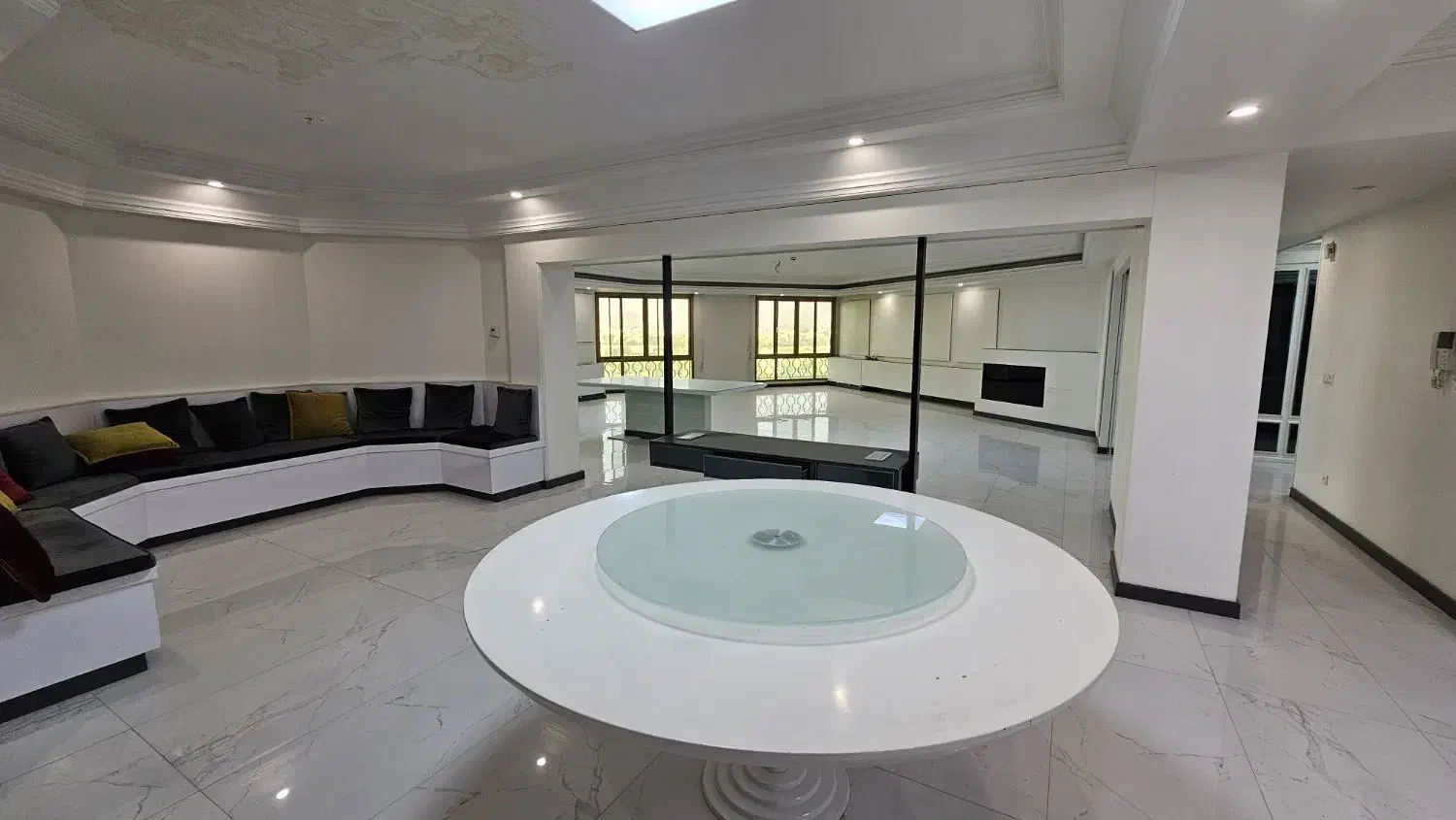 آپارتمان ۲۸۵ متری آبشار|اجارهٔ آپارتمان|اصفهان, آبشار|دیوار