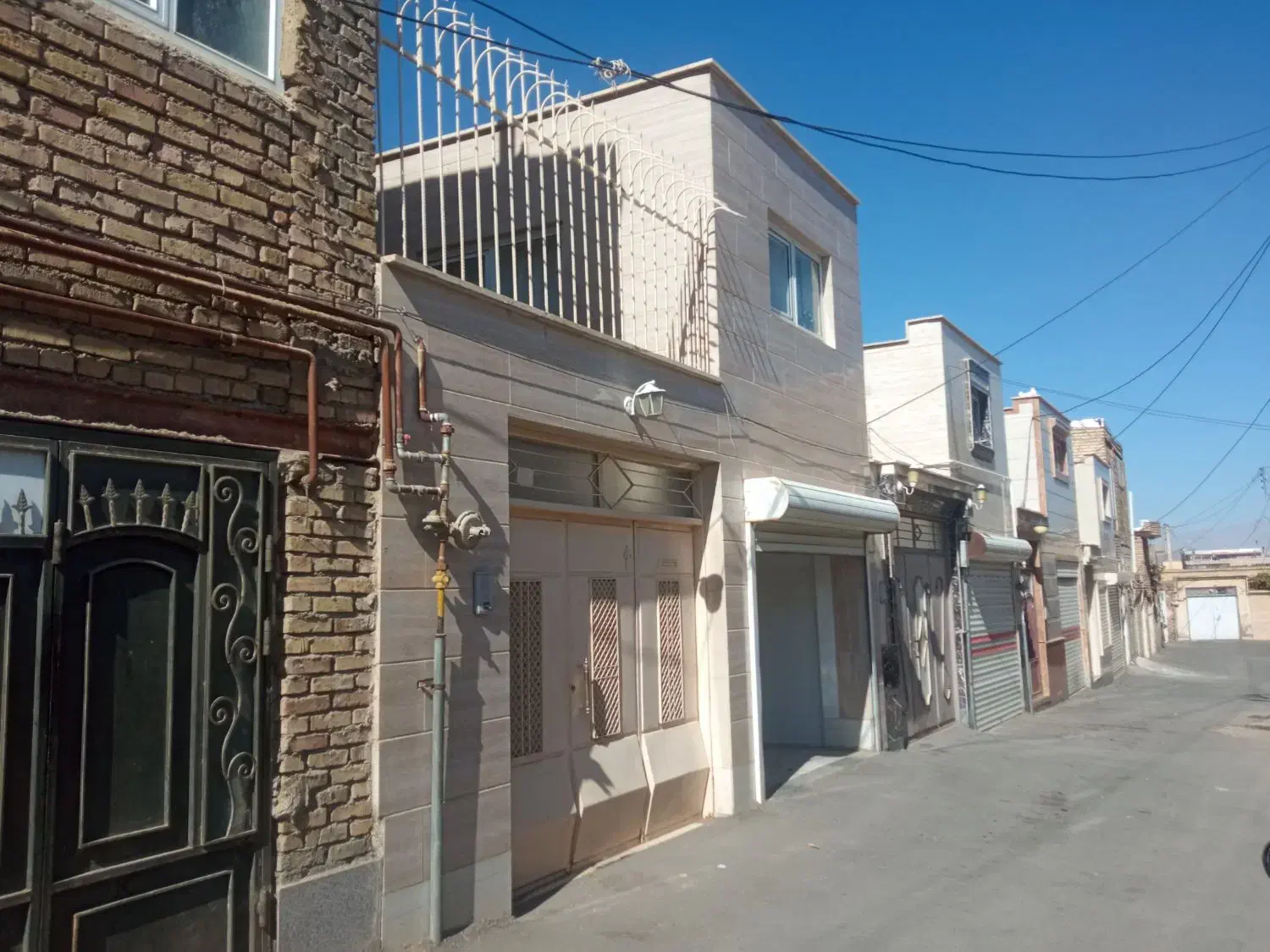 فروش حیاط مسکونی واقع در مرند|فروش خانه و ویلا|مرند, |دیوار