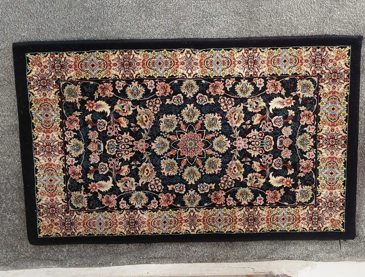 فروش مقطوع|فرش|دماوند, مسکن مهر گیلاوند|دیوار