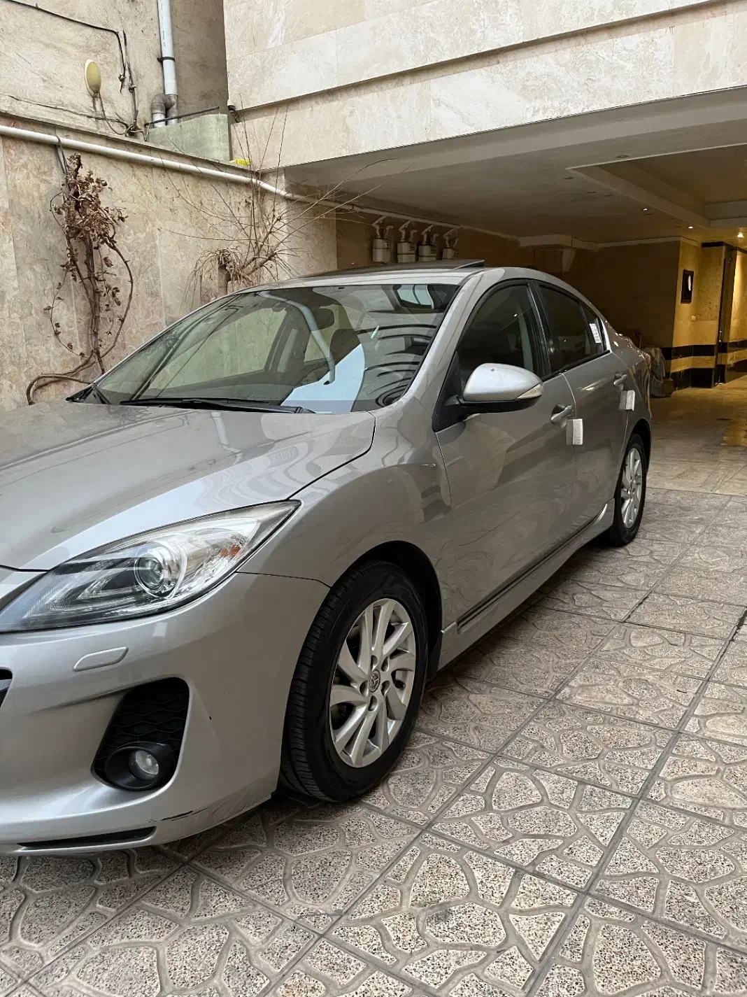 مزدا ۳ نیو|خودرو سواری و وانت|تهران, نازی‌آباد|دیوار