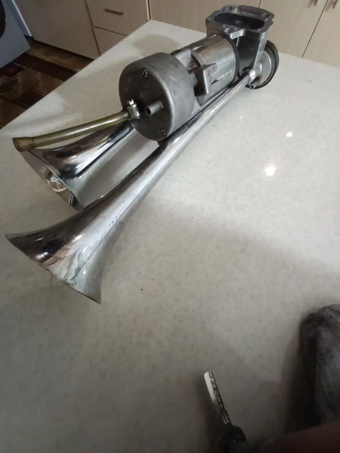 چراغ فدرالی به همراه بوق شیپوری|قطعات یدکی و لوازم جانبی|تربت جام, فاز ۱ فرهنگیان|دیوار