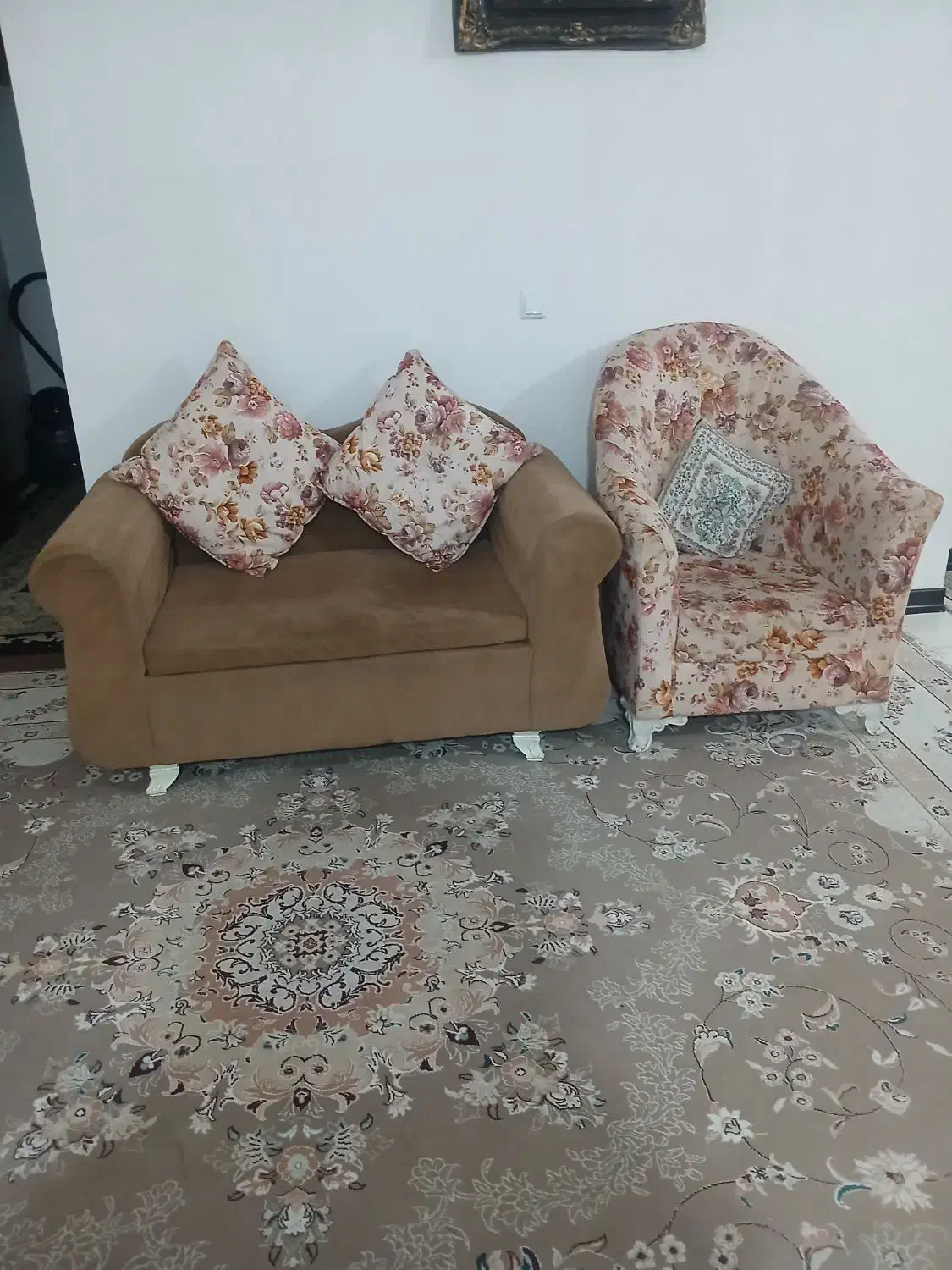 مبل ۷نفره  ۱ تومن|مبلمان خانگی و میز عسلی|خرم‌آباد, |دیوار