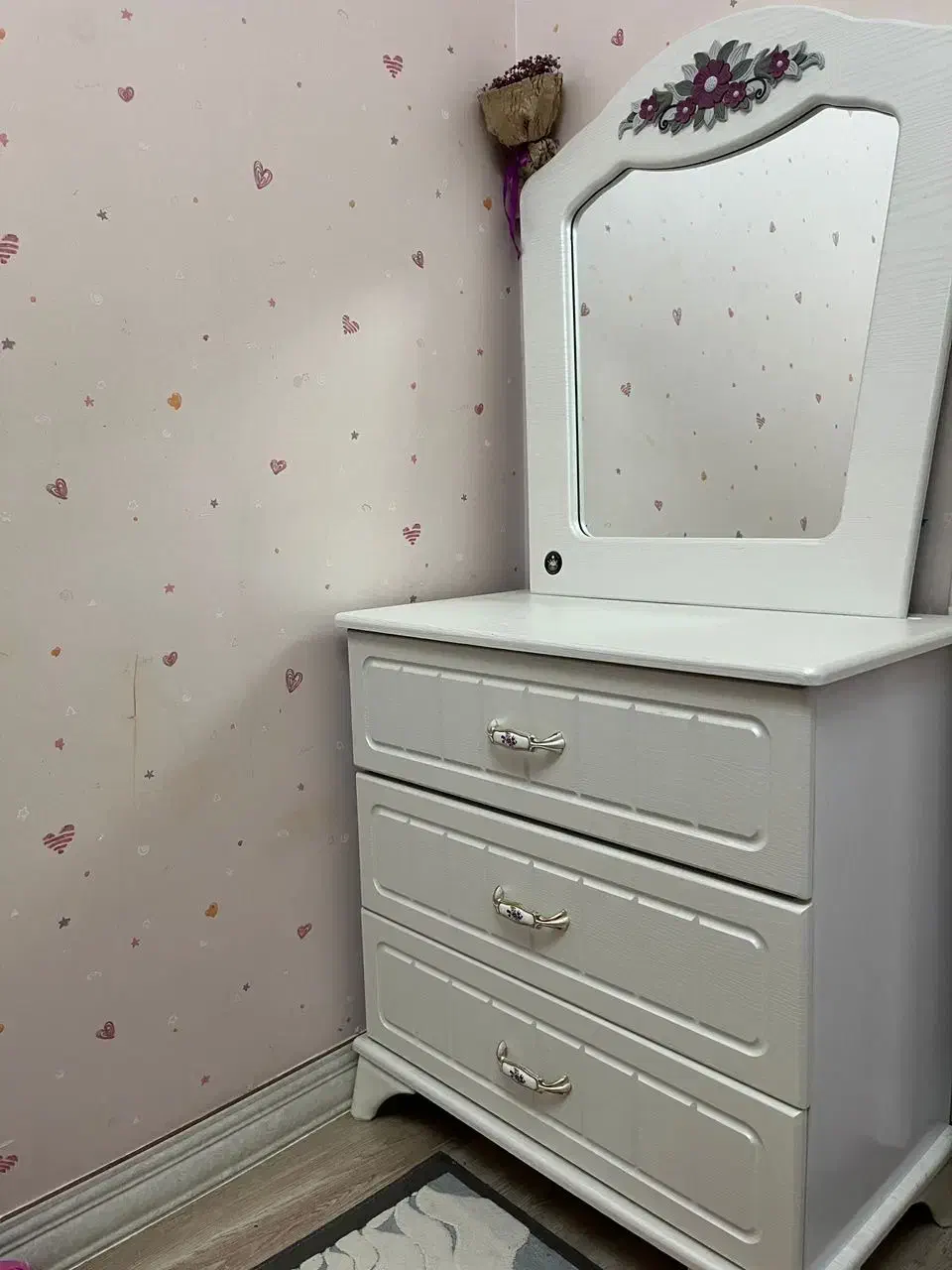 سرویس خواب نو|تخت و سرویس خواب|رشت, منظریه|دیوار