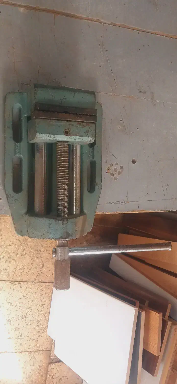 گیره رومیزی|کلکسیون اشیاء عتیقه|بندر انزلی, عباس آباد|دیوار