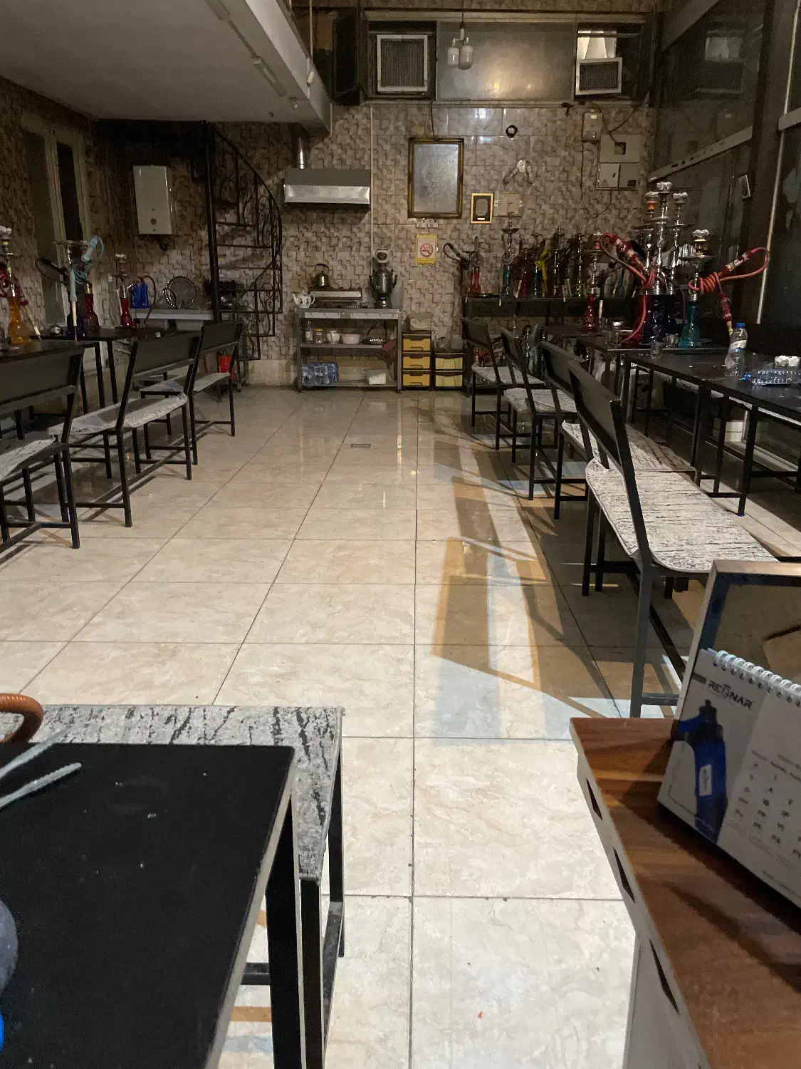 کارگر قهوه خانه|استخدام خدمات فروشگاه و رستوران|تهران, منیریه|دیوار