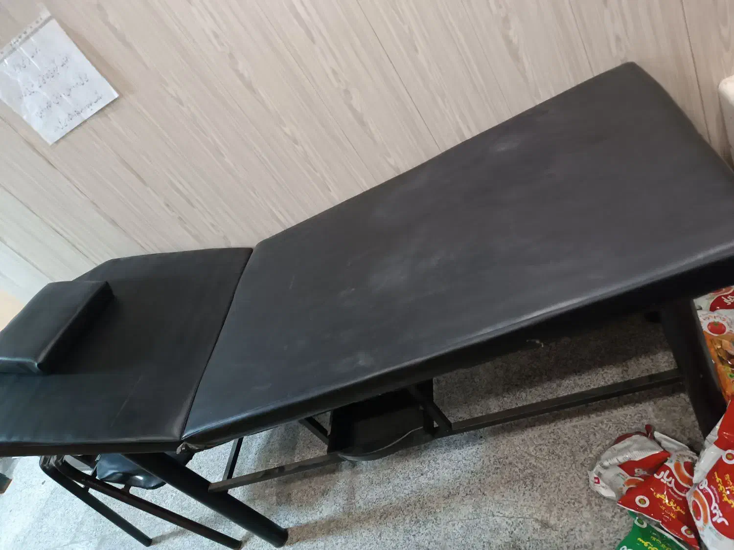 تخت ماساژ کاملا سالم|آرایشی، بهداشتی، درمانی|کرج, حیدرآباد|دیوار