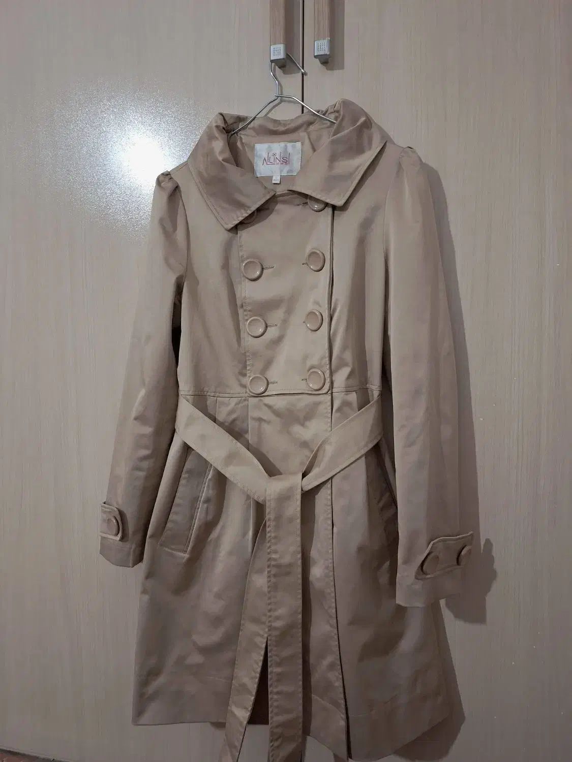 بارانی|لباس|تبریز, |دیوار