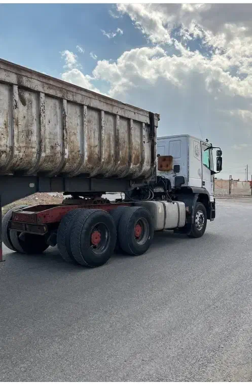 کشنده اویکو440مدل 79 و83|خودرو سنگین|ابرکوه, |دیوار