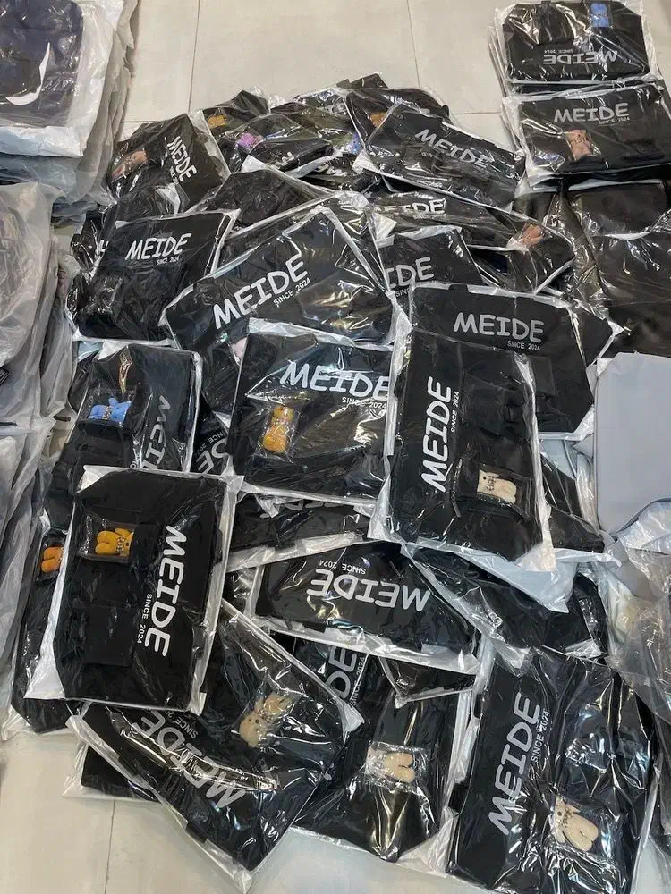 مدیا عروسکی|کیف، کفش، کمربند|مشهد, طبرسی شمالی|دیوار