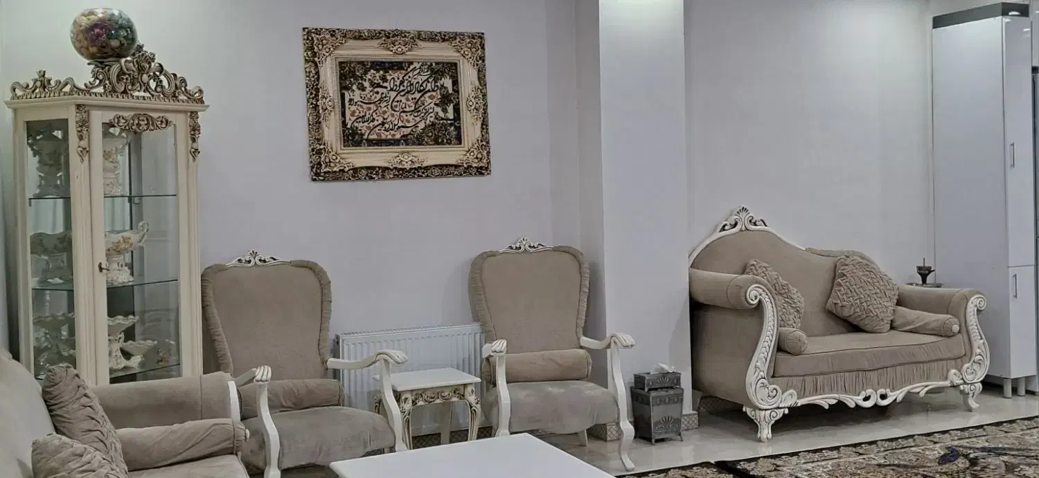 مبل،جلومبلی،ویترین،میز تی وی|مبلمان خانگی و میز عسلی|نسیم‌شهر, |دیوار