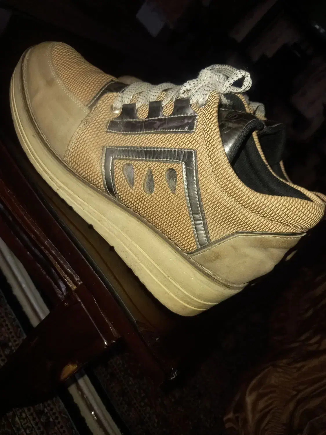 چندجفت کفش کتونی وکیف درحدنو|کیف، کفش، کمربند|مرند, |دیوار