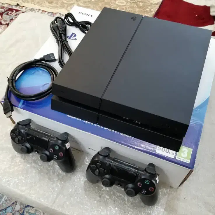 پلی۴ مدل بالا درحد نو ۲دسته فول بازی ps4 Fat500|کنسول، بازی ویدئویی و آنلاین|تهران, یافت‌آباد|دیوار