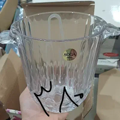 تعدادی ظرف کریستال|ظروف سرو و پذیرایی|اهواز, سلطانمنش|دیوار