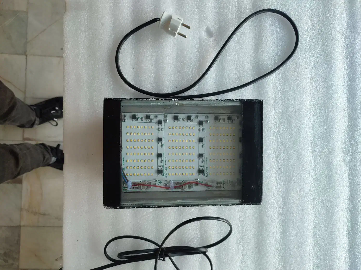 فروش لامپ و پنل و پروژکتور|لامپ و چراغ|کاشان, شاهد|دیوار