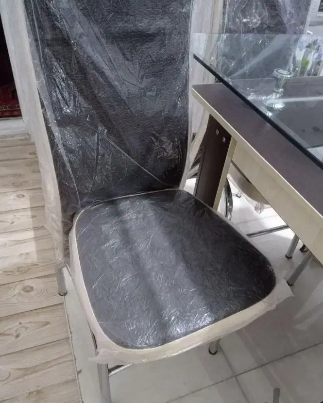 میزغذاخوری سالم|میز و صندلی غذاخوری|میانه, |دیوار