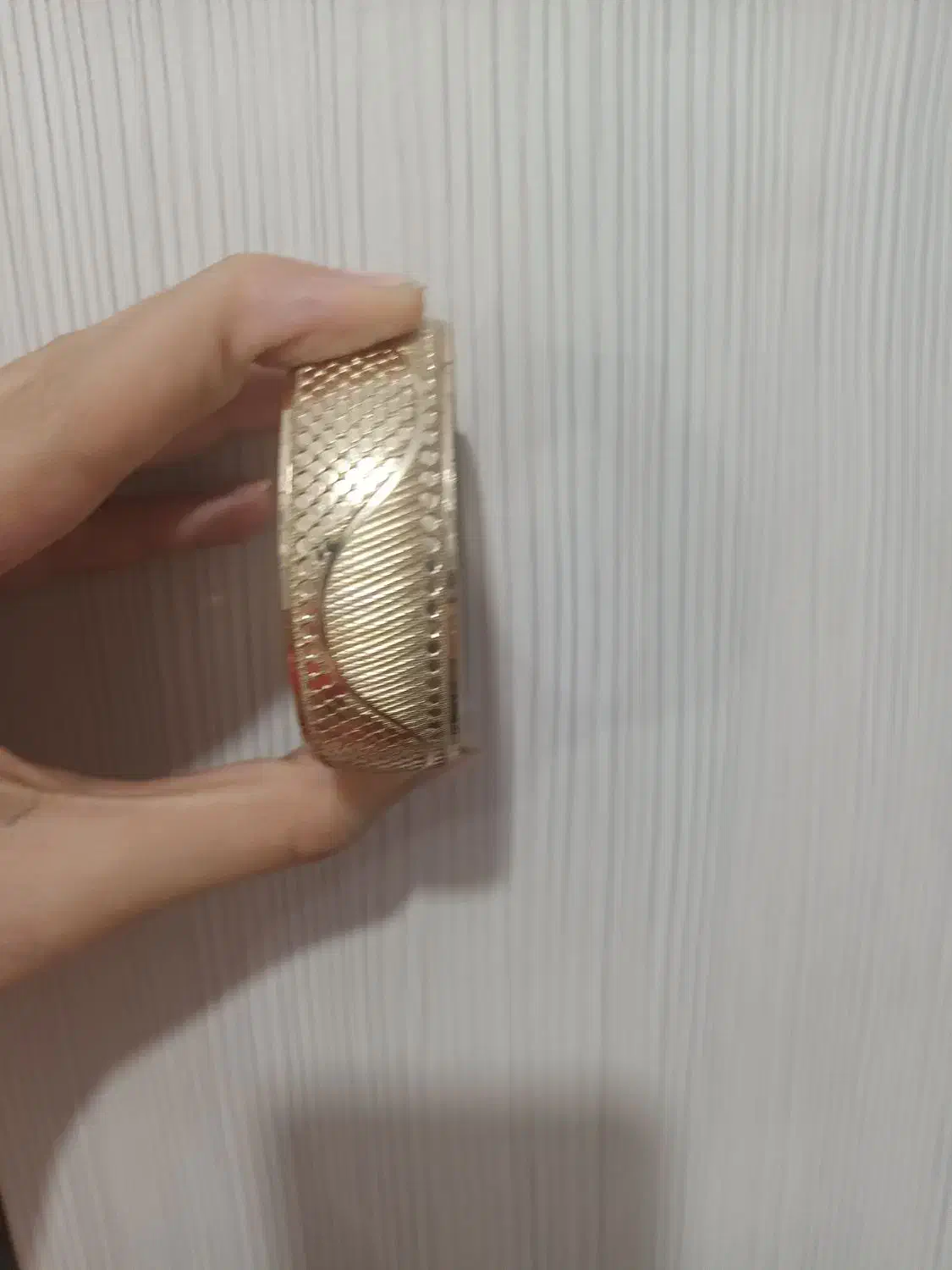 تک پوش|بدلیجات|نیشابور, بنیاد شهید|دیوار